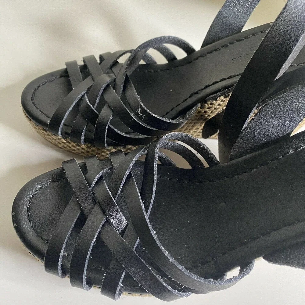 American Eagle Sz 6 Faux Leather wedge sandals Black Platform Cork